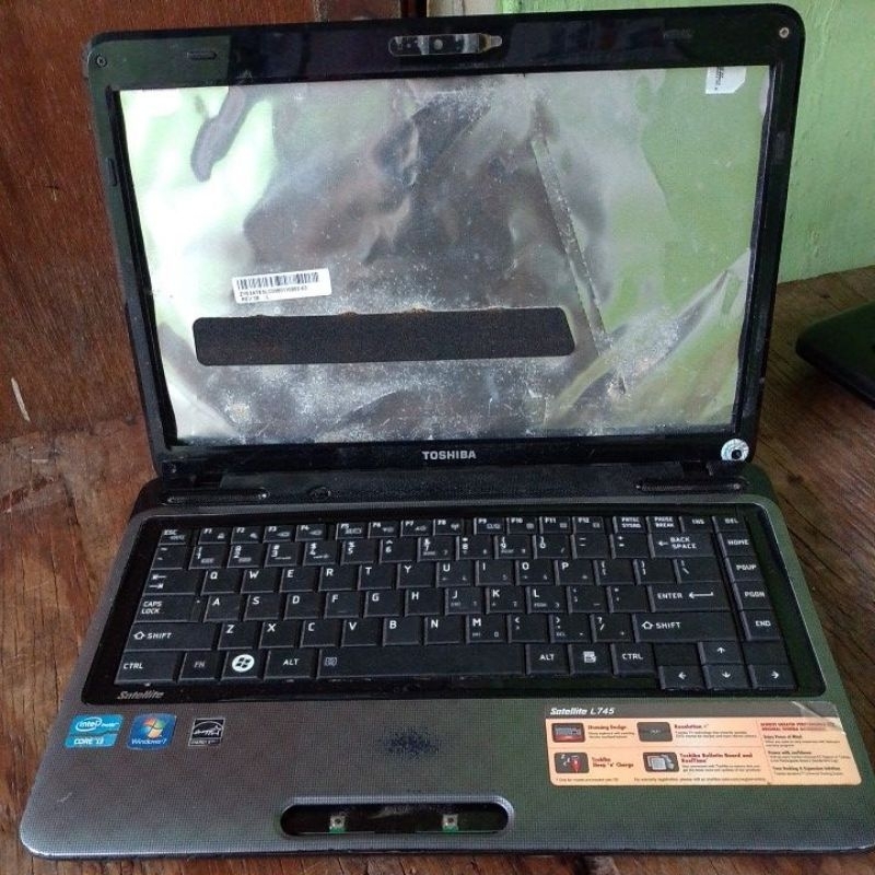 casing Toshiba Laptop L745
