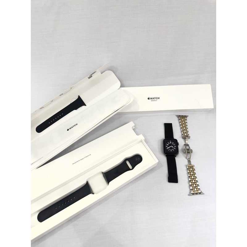 Preloved APPLE WATCH Series 3