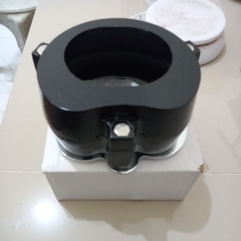 cuvet Ukuran L gigi palsu