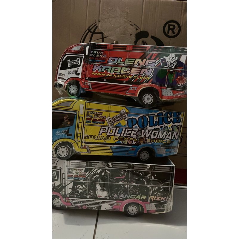 Truk Oleng Kayu Truk Telolet Miniatur Truk Oleng