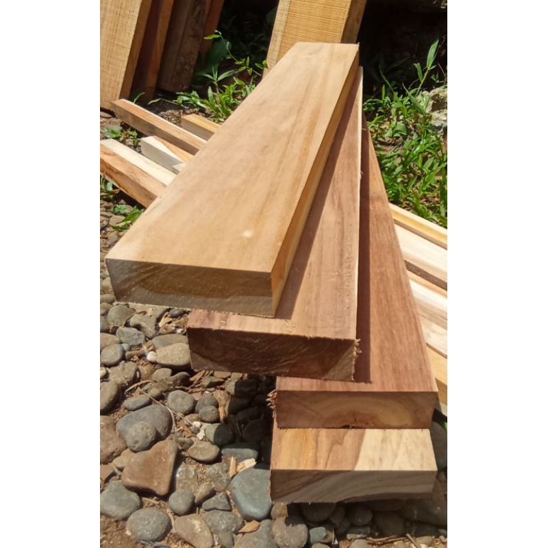 BALOK KAYU JATI 10cm x 3cm, kayu jati super eksport quality.