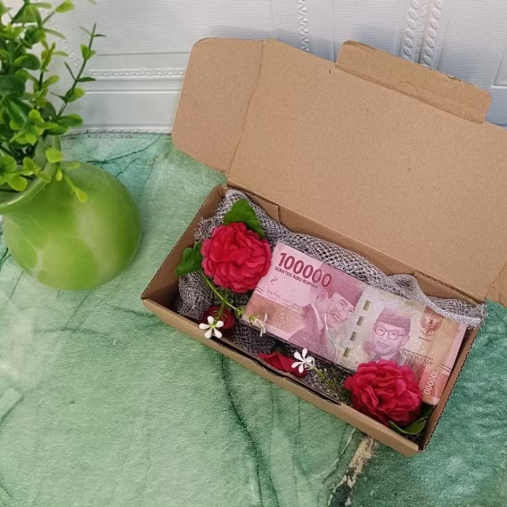 

Box Buket Asli Pecahan 50rb, dan 100rb (300, 500, 1jt, 1.5jt) Asli