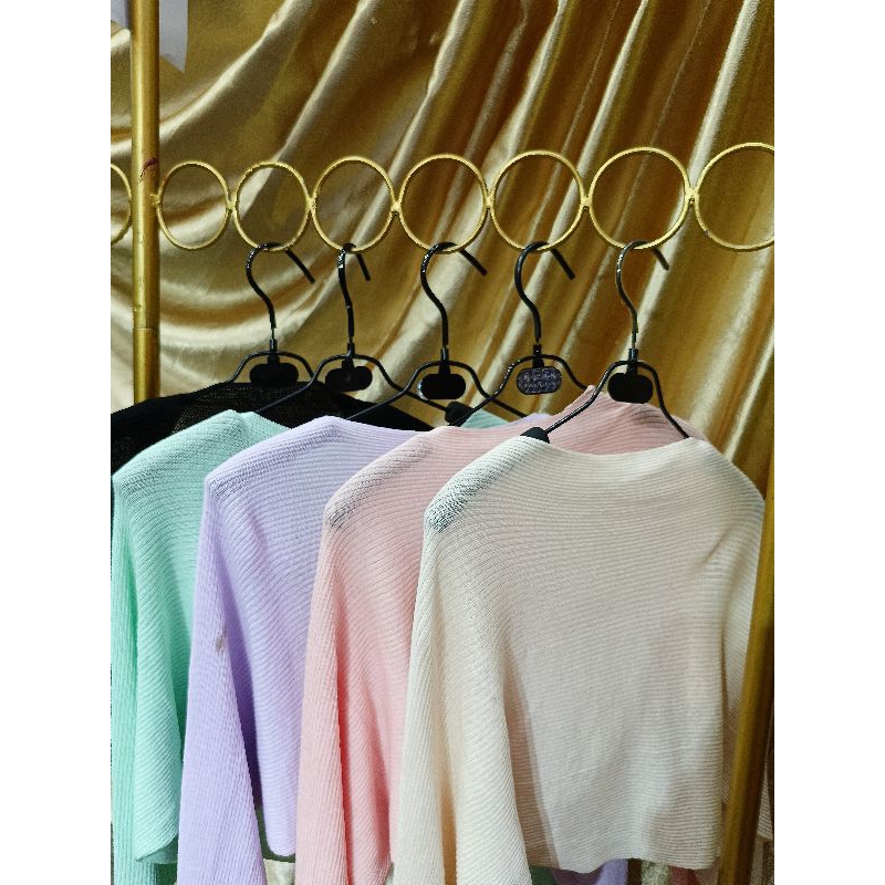Sweater Rajut Warna-warni Random motif