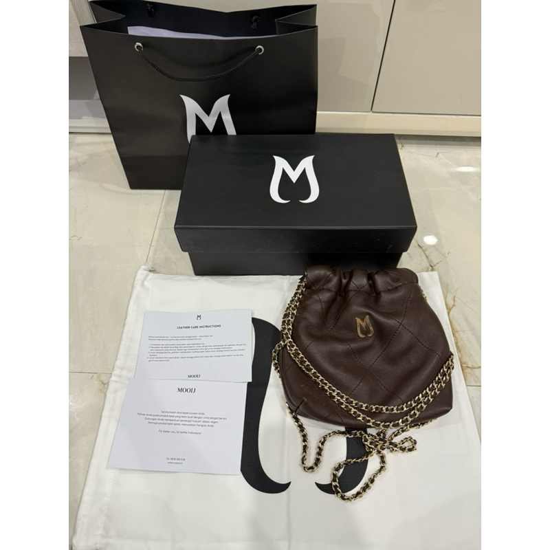 PRELOVED Tas Mooij Ezzy Mini Dark Brown Bahan Kulit Asli