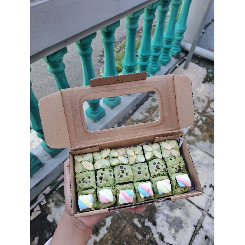 

fudgy brownies grentea Uk M