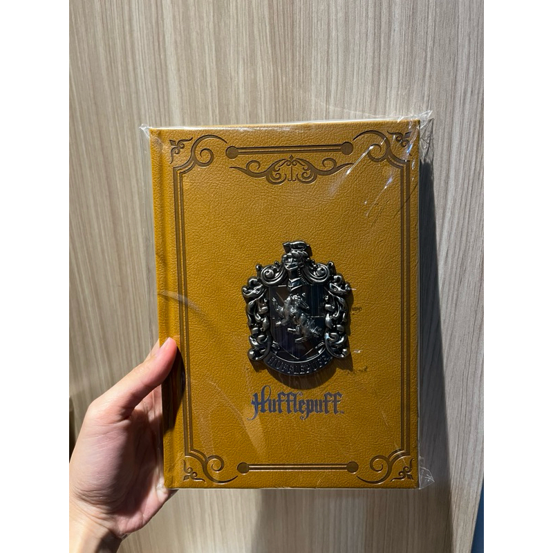 Miniso x Harry Potter Notebook Hufflepuff Harry Potter Miniso