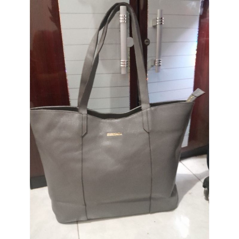 totebag STUDIO 9 SAERA kulit asli berziper branded original preloved pl monza bag second tas