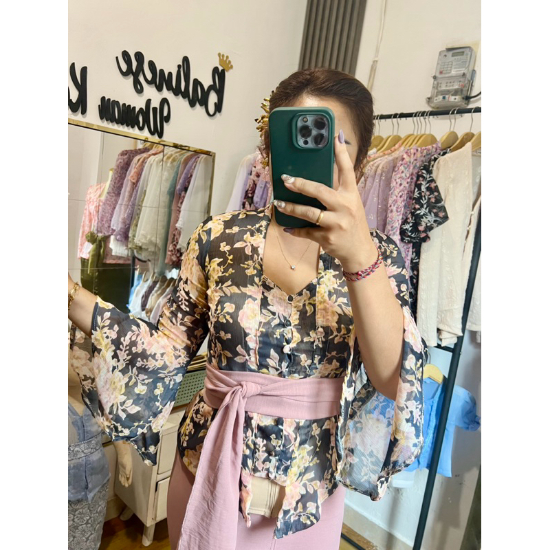 Kebaya camelia /kebaya sifon motif bunga/ setelan kebaya sifon dan kamen polos
