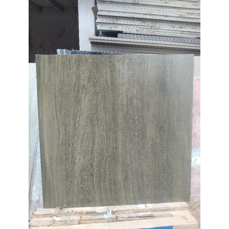 granit 60x60 serat kayu MET C