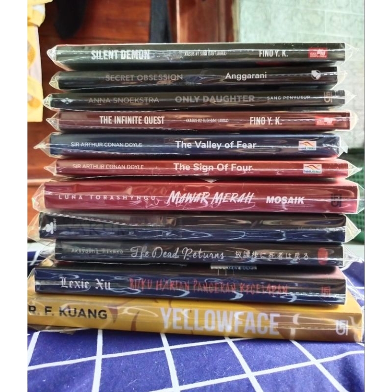 Preloved Novel under 40k genre: misteri, Thriller, Crime, Action, Psychology, Romance Drama, Komedi,