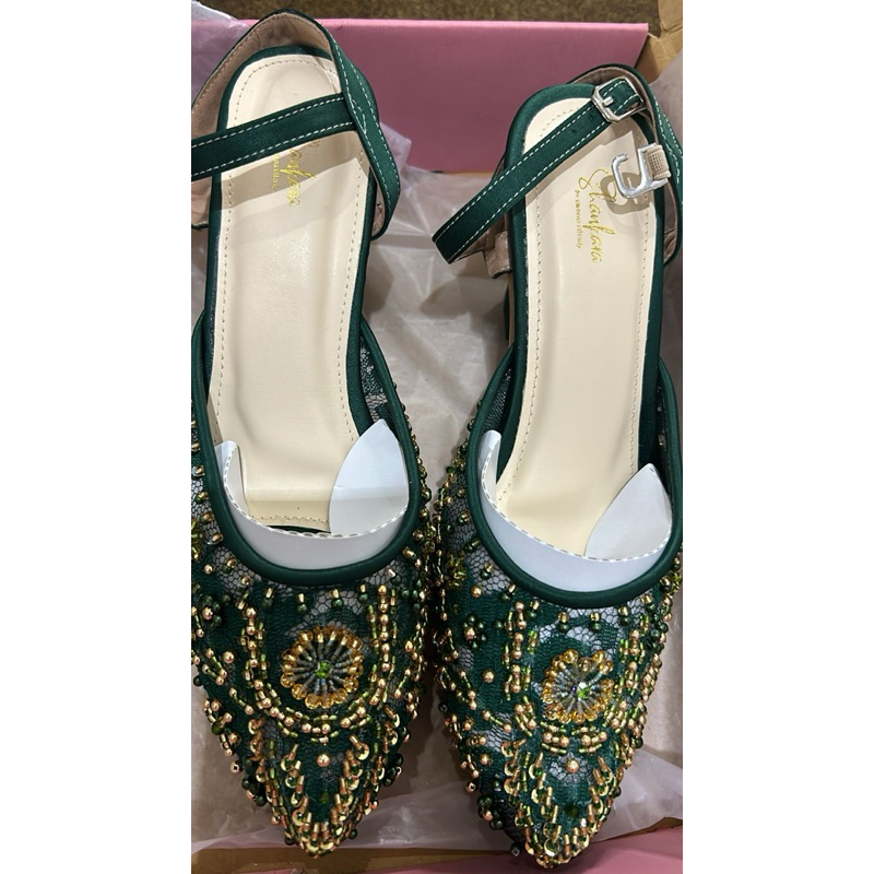 Preloved Shankara Shoes (sandal pesta)