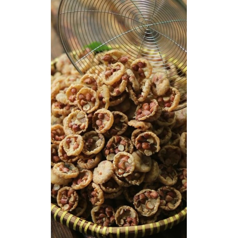 

REMPEYEK ( premium ) KOIN KACANG DAUN JERUK 300g