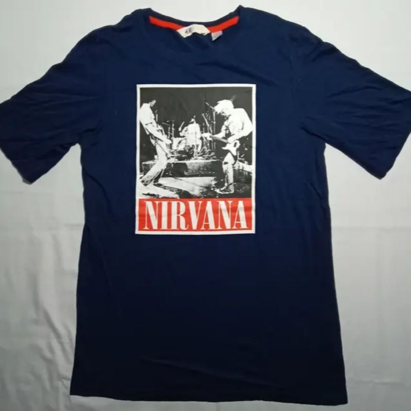 kaos nirvana x h&m x kurt cobain original