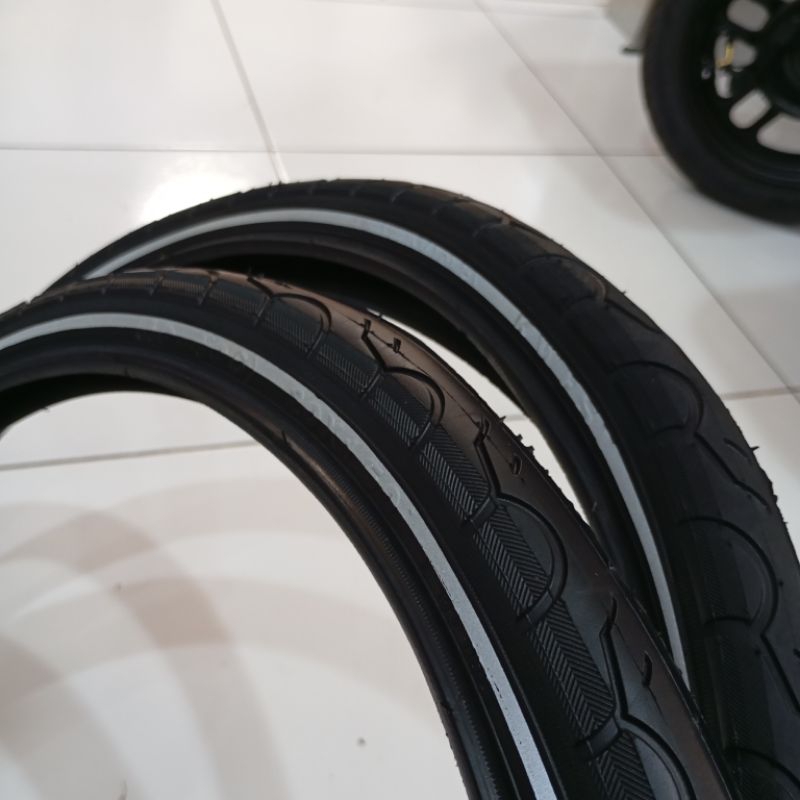 Ban luar kenda 20 X 150 reflector nyala