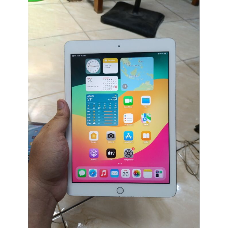 iPad 6 128GB WiFi Only Silver Second