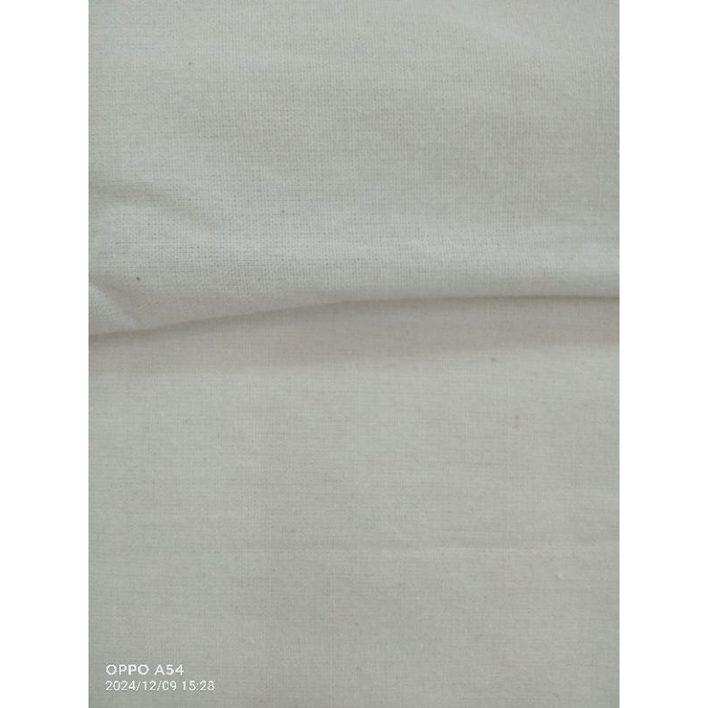 Kain blacu warna krem