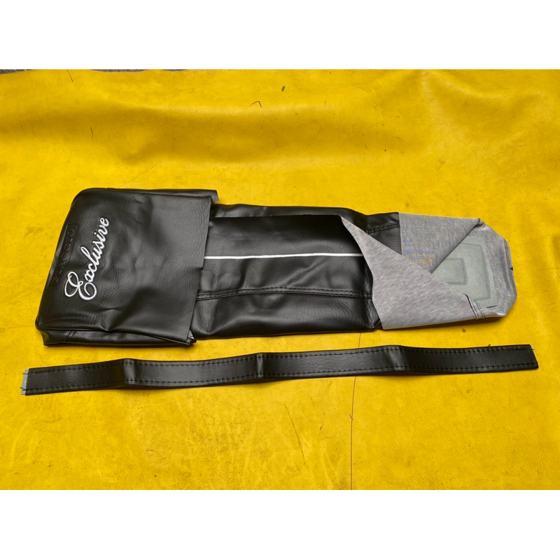 sarung cover kulit jok panjang lurus vespa px exclusive 1 exclusive 2 detail kulit pres