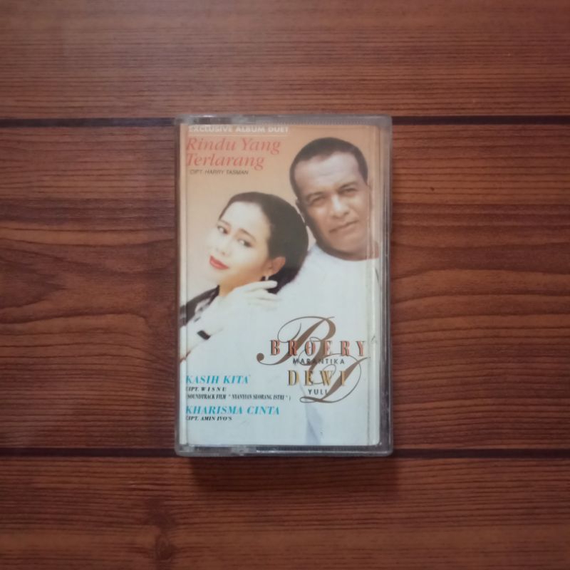 Kaset BROERY MARANTIKA & DEWI YULL Rindu Yang Terlarang