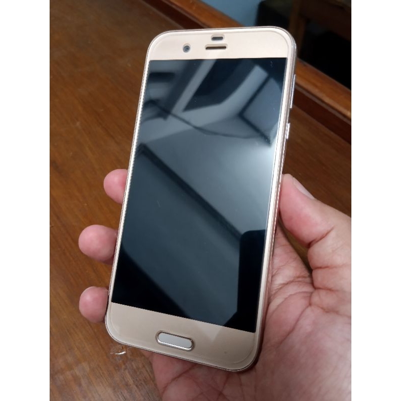 Sharp SHV39 Matot LCD Baterai normal