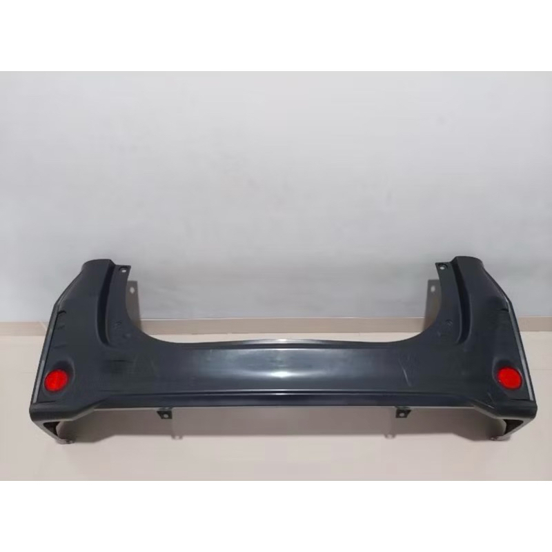 Bumper Belakang Veloz 2019-2020 fullset