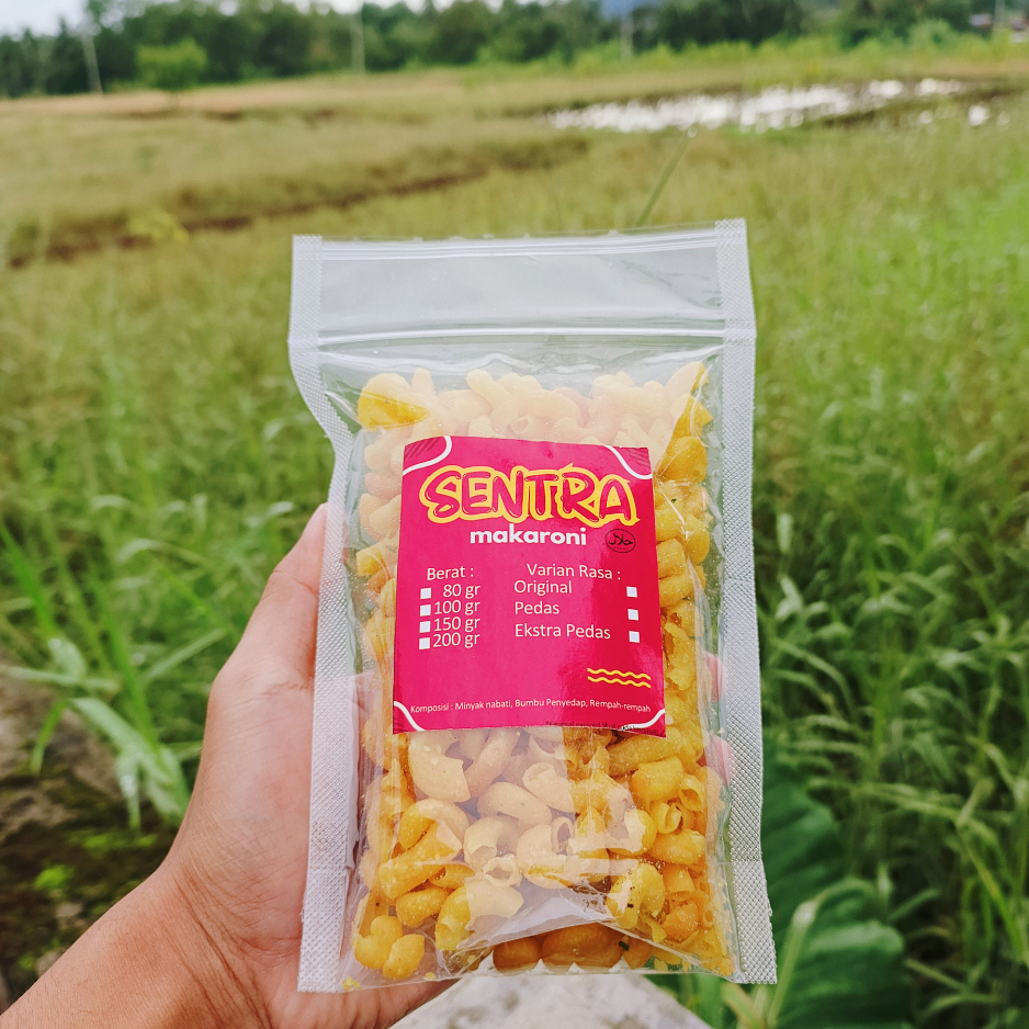 

Makaroni Pedas Kriuk Kemasan (150gr)