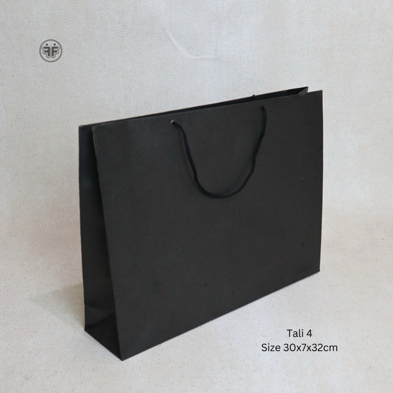 

PAPERBAG KRAFT HITAM POLOS (tali 4) 10pcs