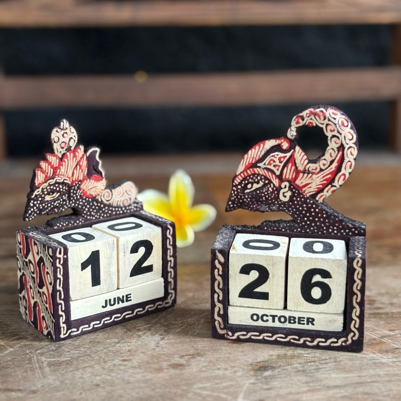 

Kalender Wayang Kayu Batik / Tanggalan Kayu Balok Souvenir Oleh Oleh Khas Jogja Indonesia