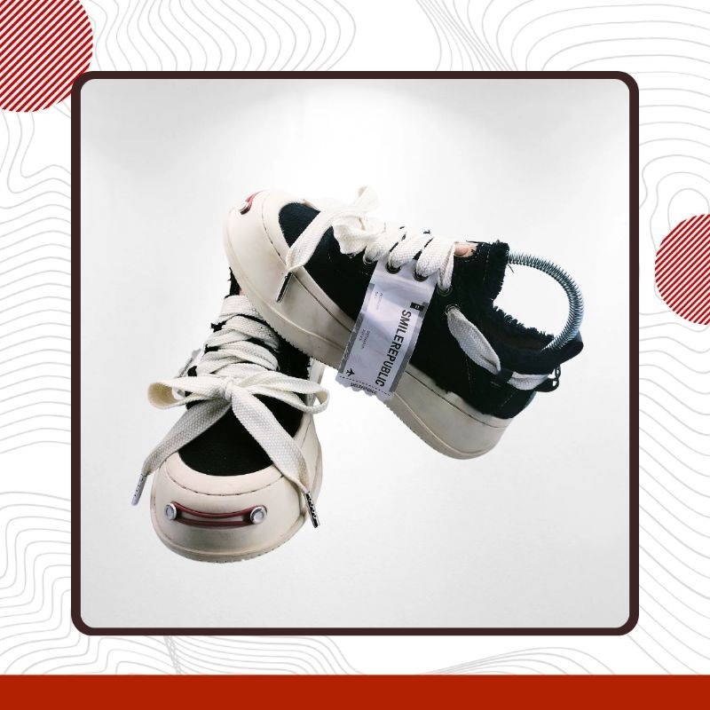 Thrift Sneaker Bundle – Paket Usaha 6 Pcs