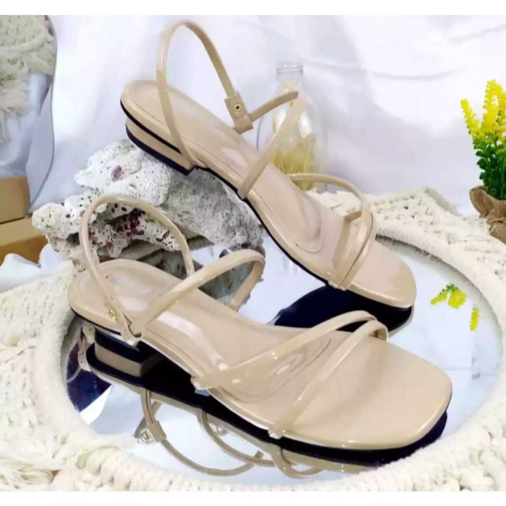 Sandal wanita remaja terbaru tali silang hak tahu 3 cm/ sandal kekinian sandal kondangan terbaru