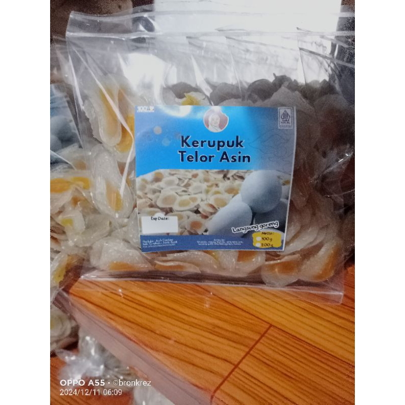 

Kerupuk Telor Asin Mentah 200g