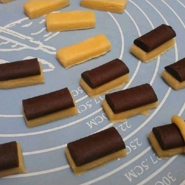 

Chocolate Stick Cookies