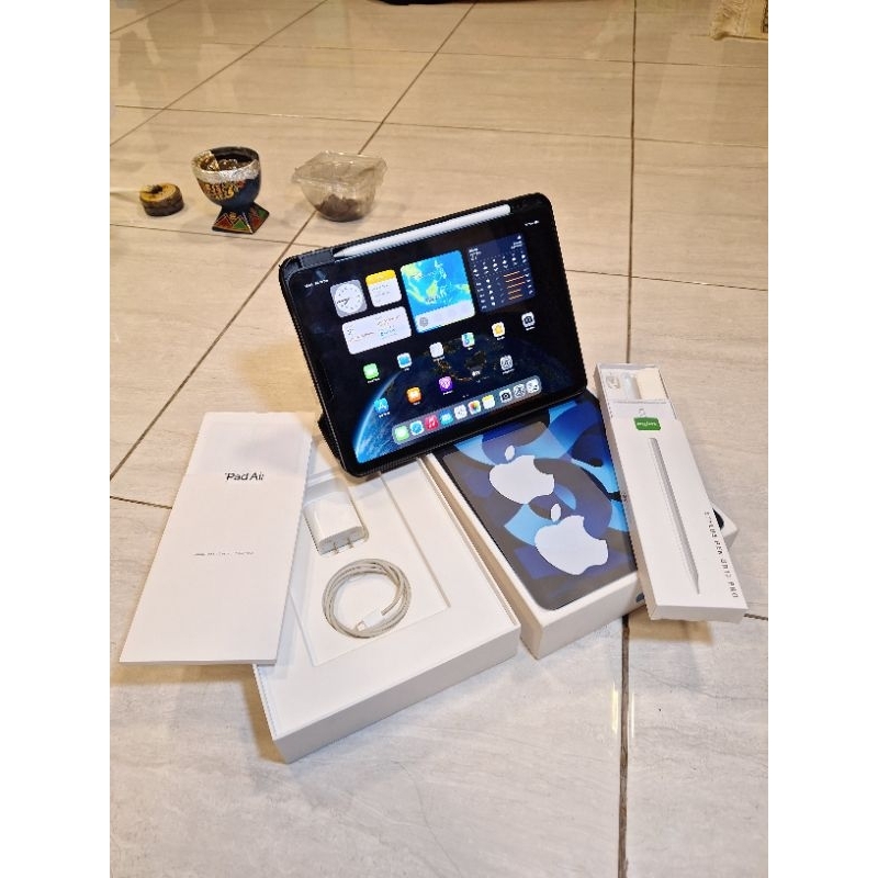 iPad Air 5 M1 64gb ex inter + gojodog pen gen 13 pro BH98%