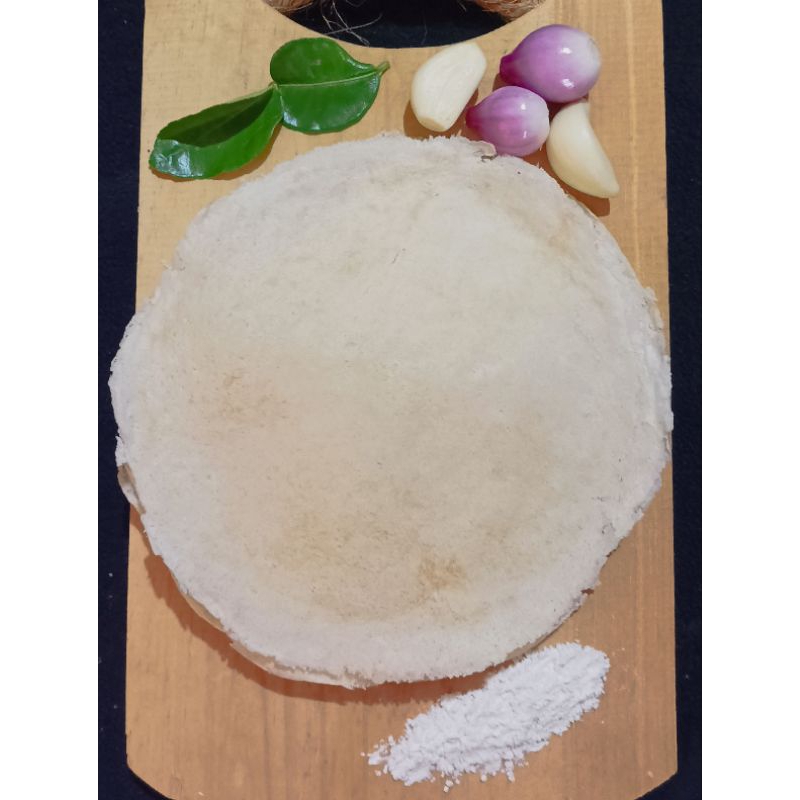 

Kulit lumpia isi 15lmbr 100g