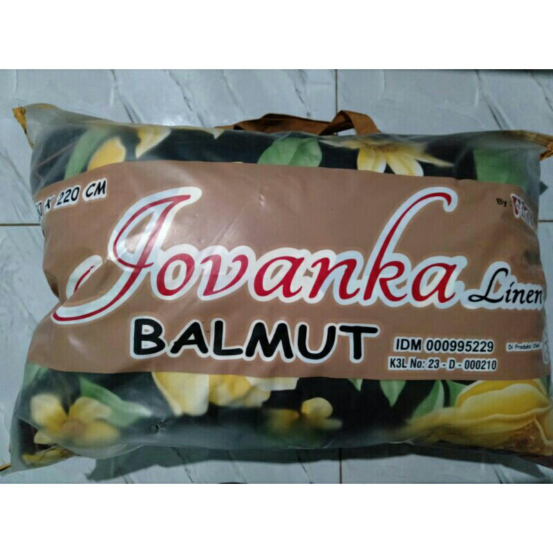 Jovanka Linen Balut