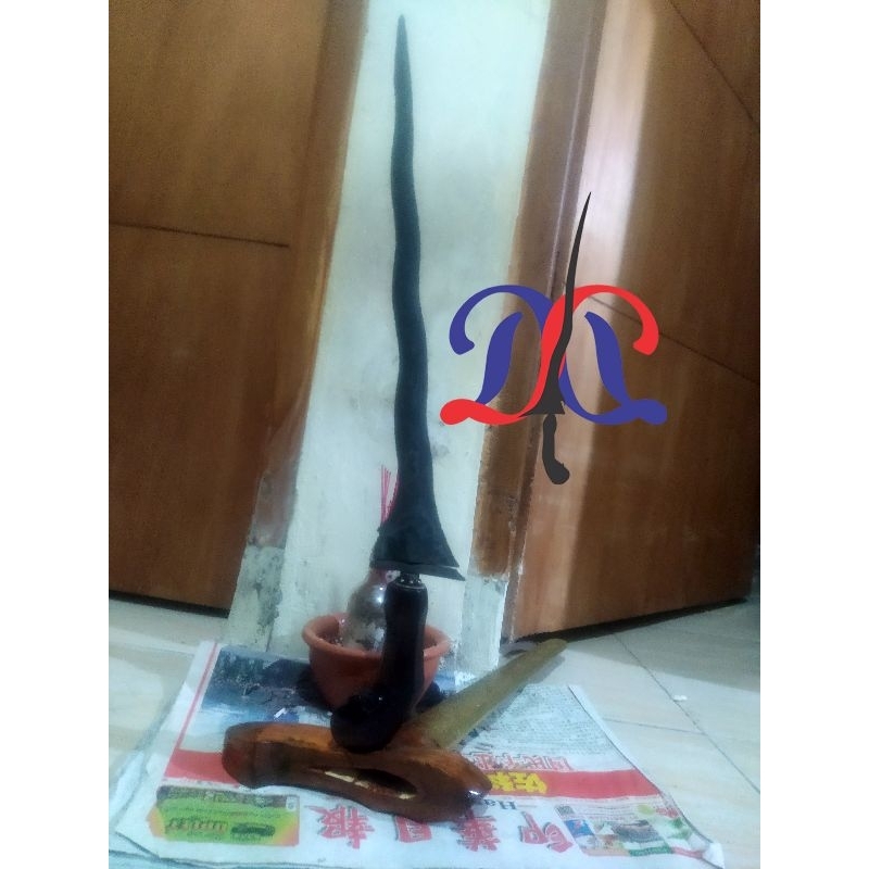 Keris Carubuk sepuh Pajajaran pamor Pulo Tirto