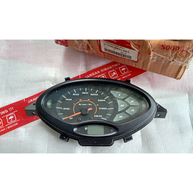 Honda karisma spedometer karisma original baru Honda spedometer karisma soket hijau 37200-KPH-882