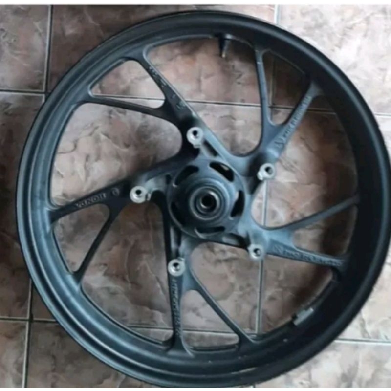 veleg depan cbr 150 R fanselint cb 150R new cb old