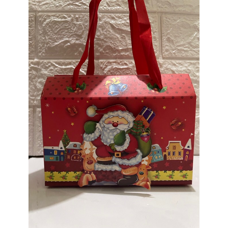 

BOX MURAHH/ BOX MERRY XMAS / BOX MERRY CHRISTMAS / BOX NATAL / BOX UNTUK NATAL / BOX UNTUK KUE NATAL / Box lucu / tentengan buat natal / tas natal / tas xmas / tas christmas / tas kecil untuk kue