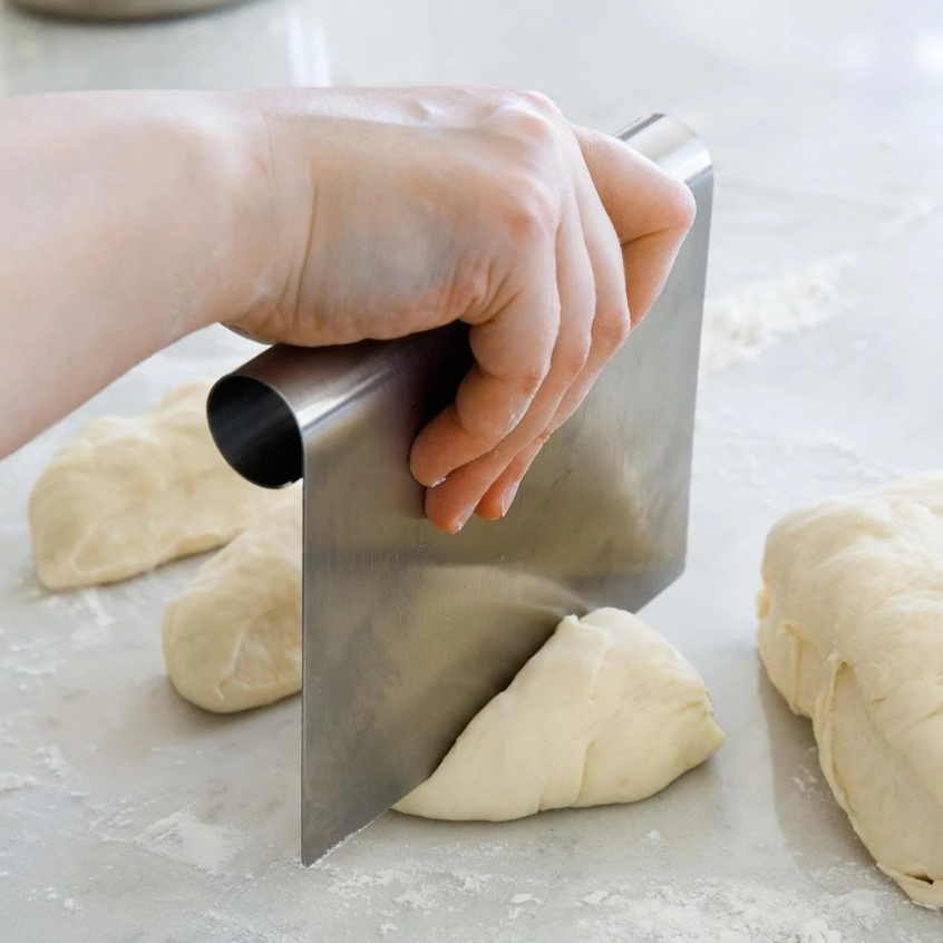 

Metal Scraper Clay Tool Alat Potong Dough Cutter Pastry