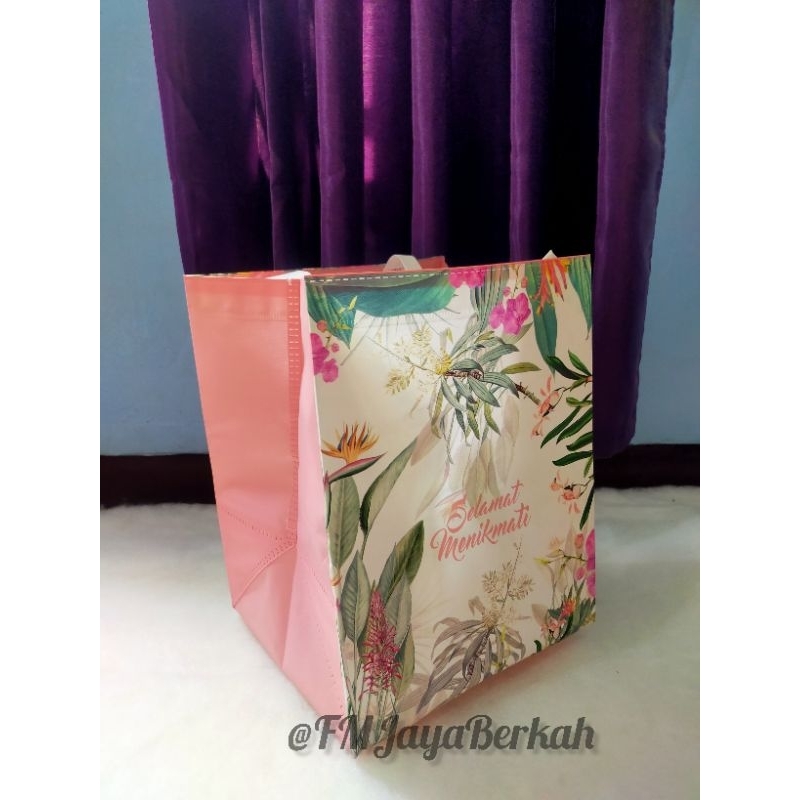 

Tas Laminasi Box 22 Pink muda 1 lusin 12 pcs