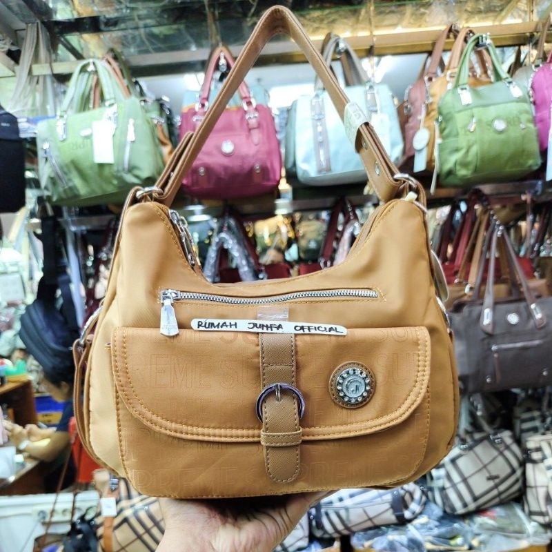 TAS SELEMPANG JUNFA ORIGINAL 8191-358 BAHAN PARASUT WATERPROOF