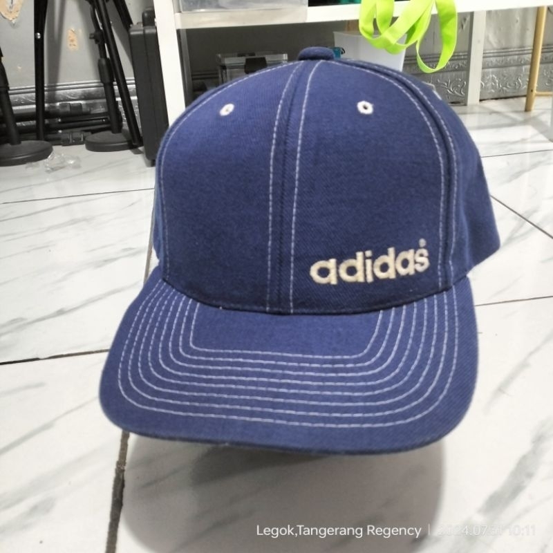 Topi adidas vintage