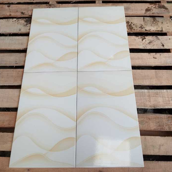 KERAMIK DINDING GLOSSY UNO 25X40 ICELAND BEIGE KW A KERAMIK DINDING 25X40 KERAMIK DINDING KAMAR MAND