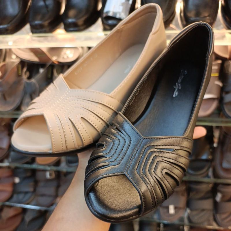 Sepatu Bettina Orriginal 475