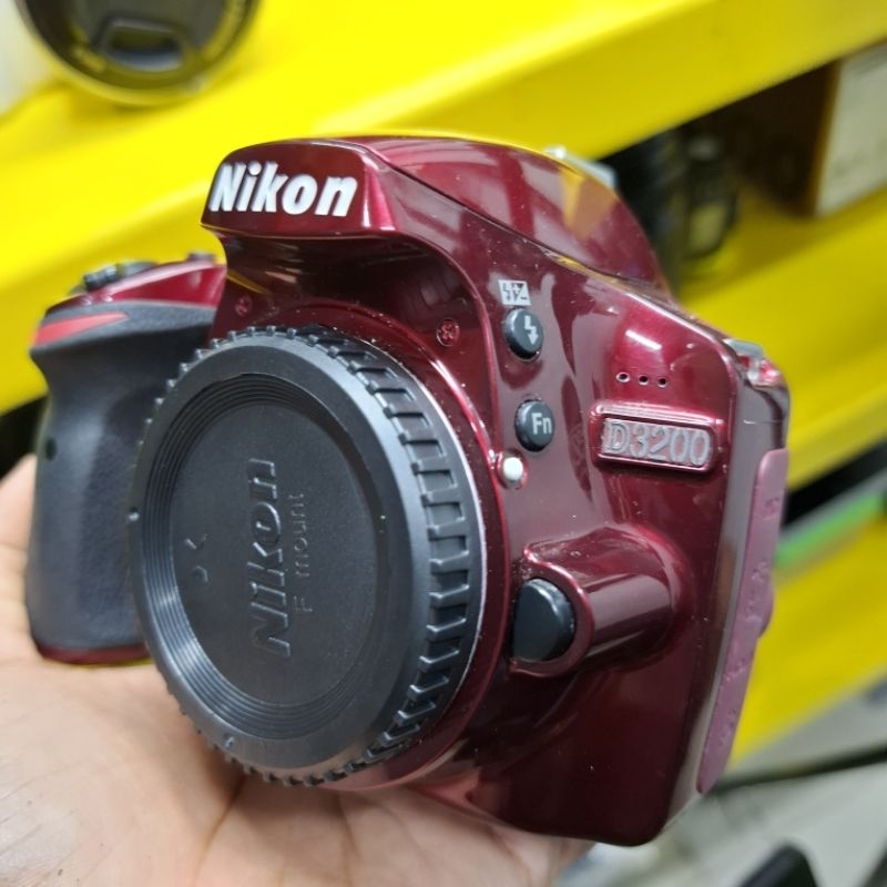 NIKON D3200 BODY ONLY