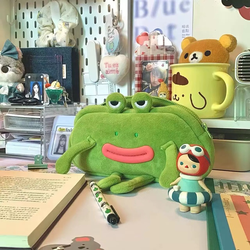 

Frog Pouch Pencil Case