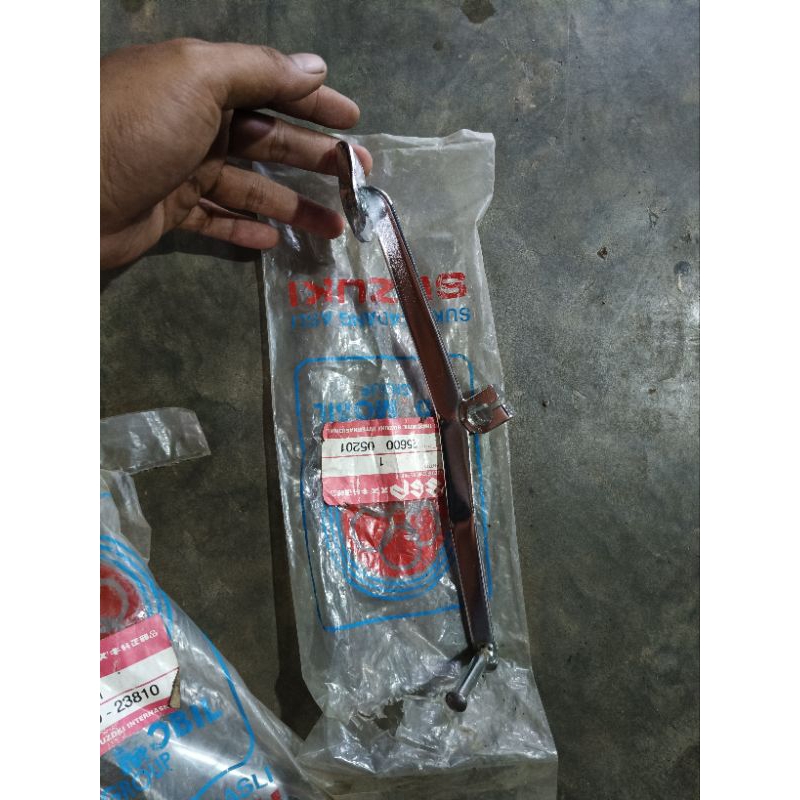 presneleng Suzuki a100 econos