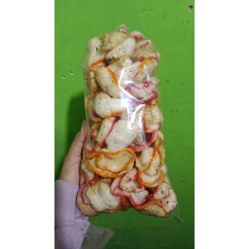 

Kerupuk Mangkok Pedas Gurih