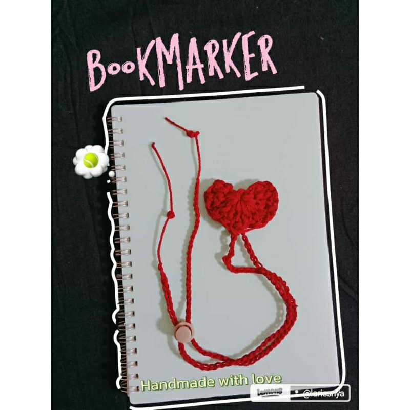 

Handmade Bookmark | Pembatas Buku Rajut