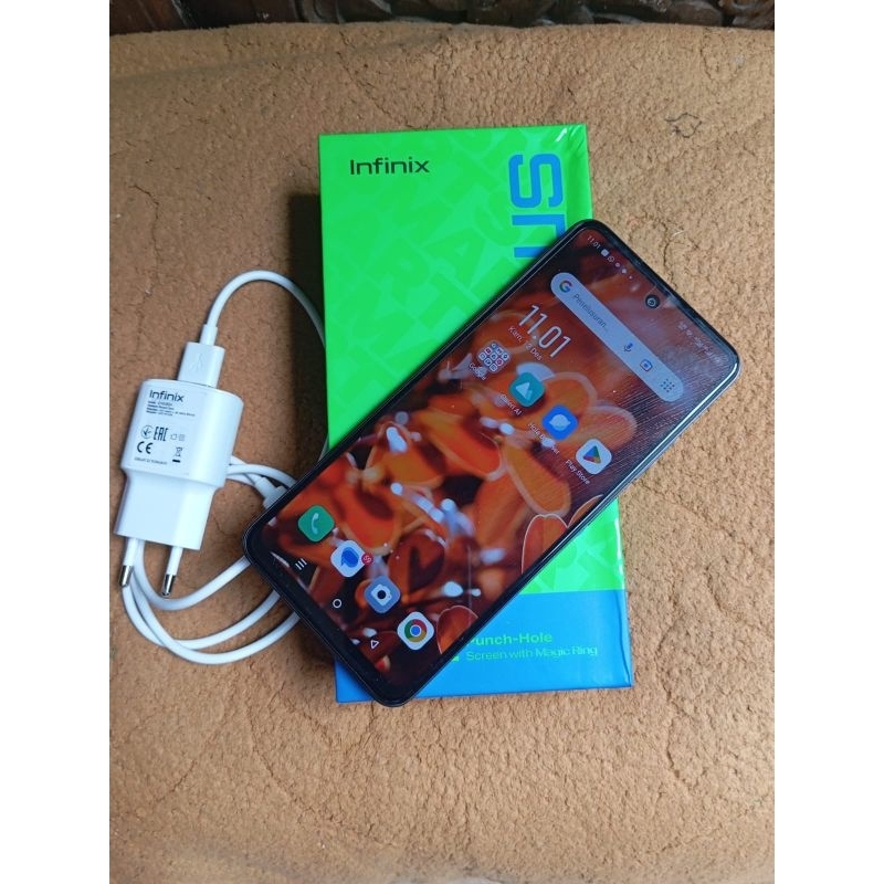 Handphone Infinix Smart 8 (8/128Gb) Full Set Second Istimewa
